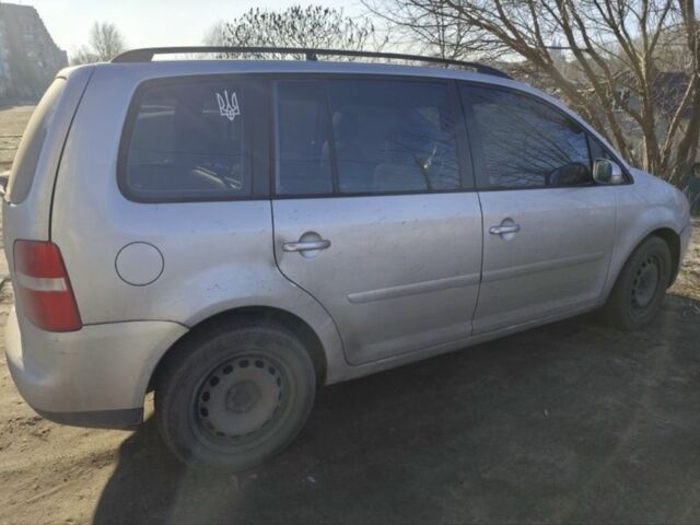 Серый Фольксваген Туран, объемом двигателя 2 л и пробегом 3 тыс. км за 2950 $, фото 1 на Automoto.ua