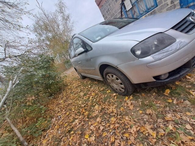 Серый Фольксваген Туран, объемом двигателя 0 л и пробегом 1 тыс. км за 2600 $, фото 3 на Automoto.ua