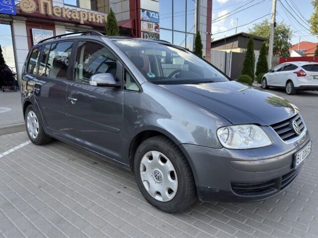 Сірий Фольксваген Туран, об'ємом двигуна 1.6 л та пробігом 180 тис. км за 5200 $, фото 6 на Automoto.ua