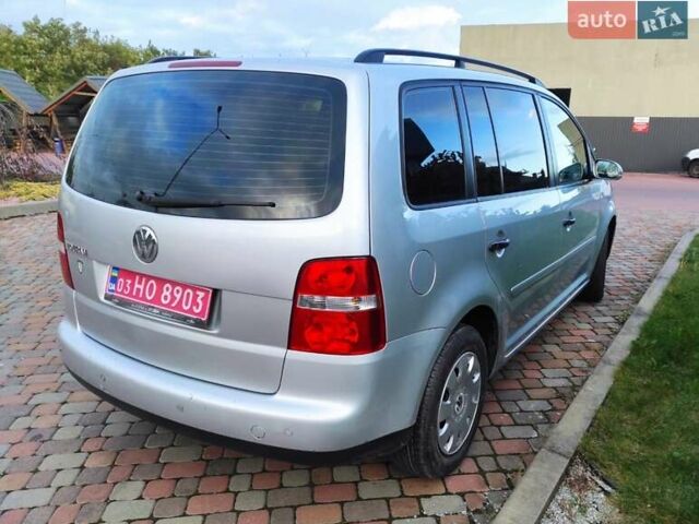 Серый Фольксваген Туран, объемом двигателя 1.6 л и пробегом 220 тыс. км за 5550 $, фото 33 на Automoto.ua