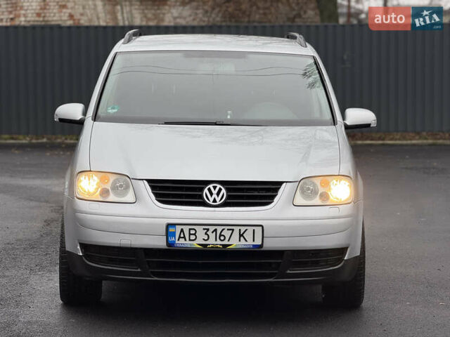 Серый Фольксваген Туран, объемом двигателя 1.6 л и пробегом 192 тыс. км за 5950 $, фото 5 на Automoto.ua