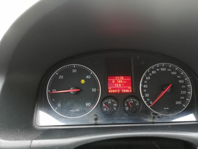 Серый Фольксваген Туран, объемом двигателя 0 л и пробегом 330 тыс. км за 1800 $, фото 14 на Automoto.ua