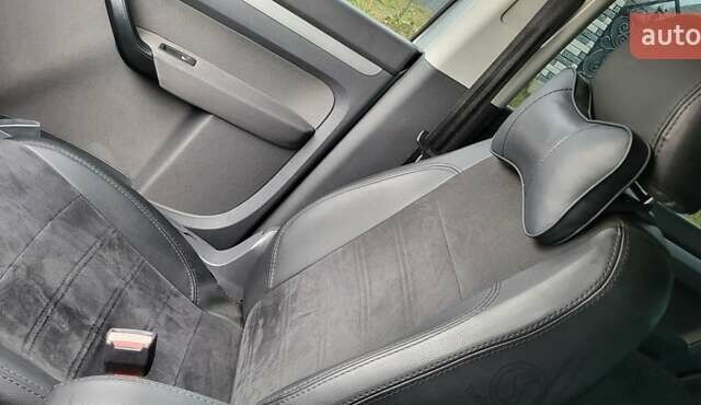 Серый Фольксваген Туран, объемом двигателя 1.6 л и пробегом 269 тыс. км за 6200 $, фото 8 на Automoto.ua