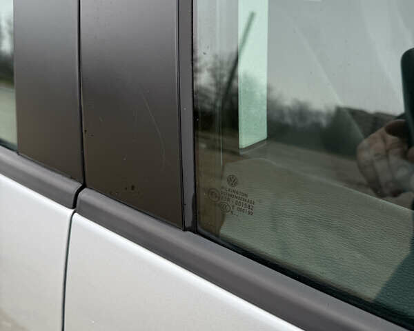 Серый Фольксваген Туран, объемом двигателя 1.6 л и пробегом 213 тыс. км за 6900 $, фото 19 на Automoto.ua