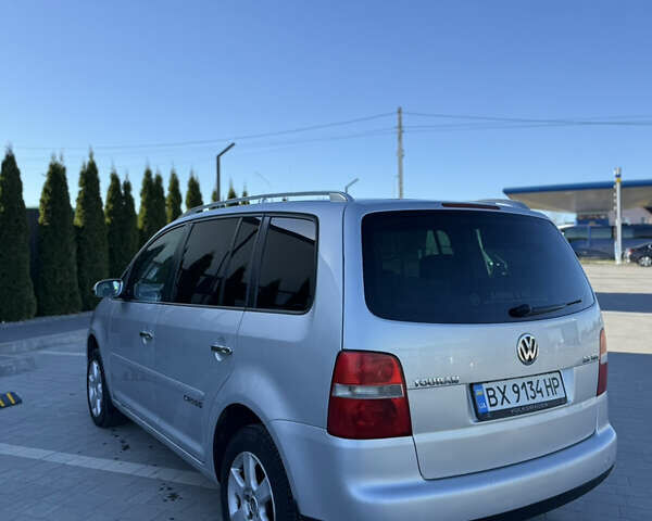 Серый Фольксваген Туран, объемом двигателя 1.97 л и пробегом 290 тыс. км за 5100 $, фото 5 на Automoto.ua