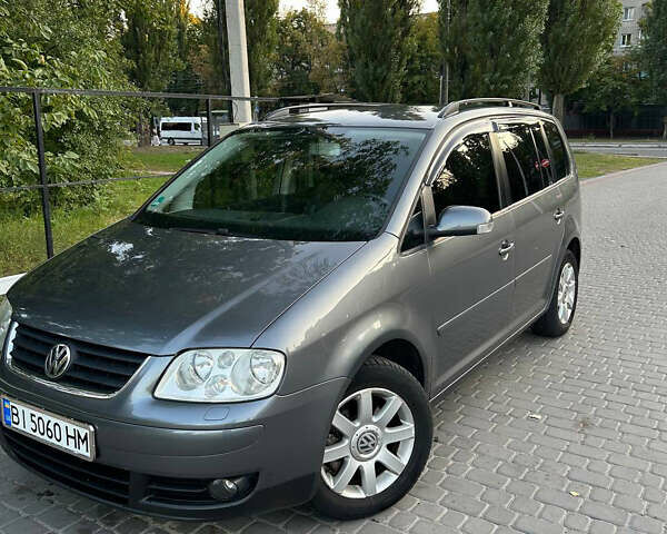 Сірий Фольксваген Туран, об'ємом двигуна 1.98 л та пробігом 280 тис. км за 6800 $, фото 11 на Automoto.ua