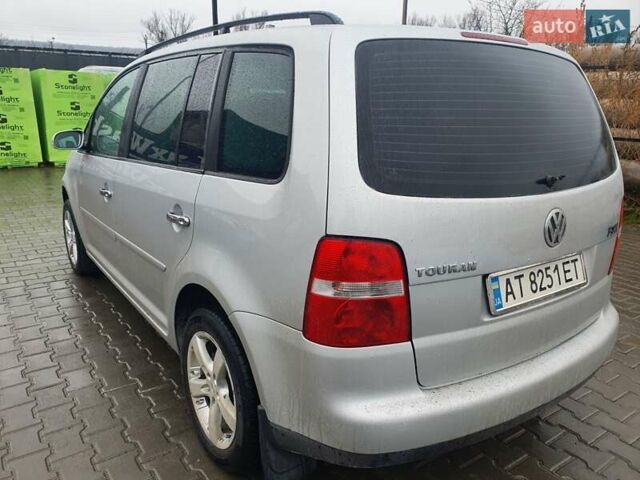 Сірий Фольксваген Туран, об'ємом двигуна 1.6 л та пробігом 270 тис. км за 4700 $, фото 6 на Automoto.ua