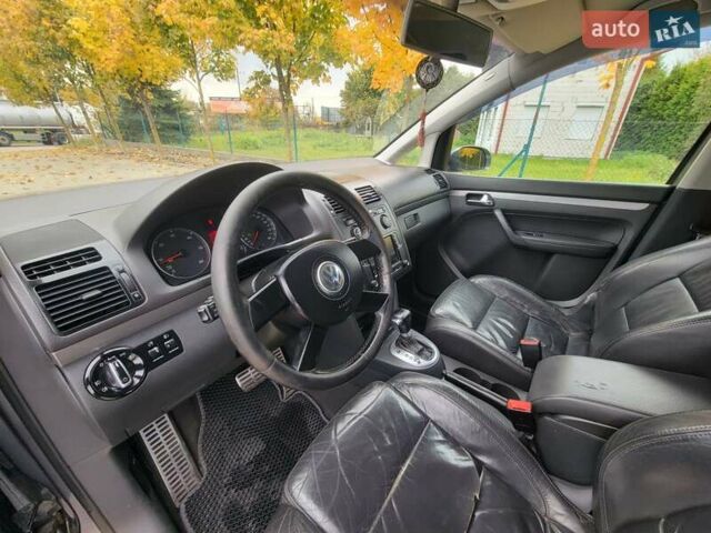 Серый Фольксваген Туран, объемом двигателя 2 л и пробегом 330 тыс. км за 5300 $, фото 24 на Automoto.ua