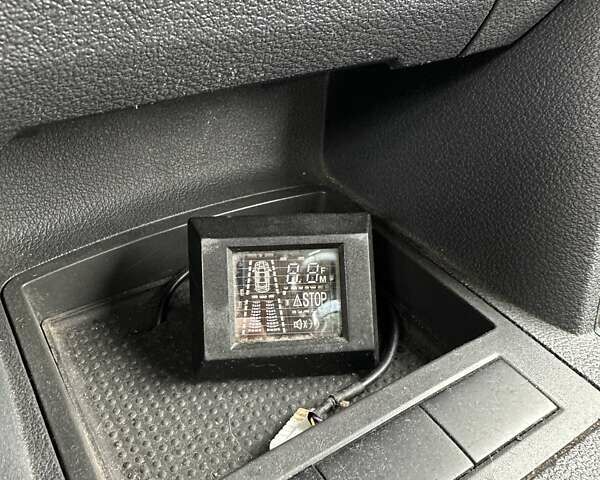 Серый Фольксваген Туран, объемом двигателя 1.6 л и пробегом 338 тыс. км за 5500 $, фото 23 на Automoto.ua