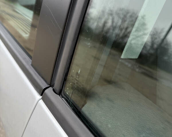 Серый Фольксваген Туран, объемом двигателя 1.6 л и пробегом 213 тыс. км за 6900 $, фото 13 на Automoto.ua