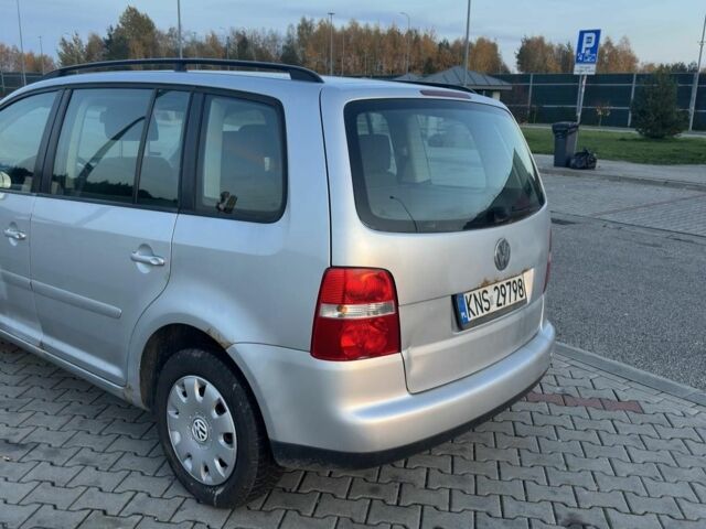 Серый Фольксваген Туран, объемом двигателя 0 л и пробегом 330 тыс. км за 1800 $, фото 5 на Automoto.ua