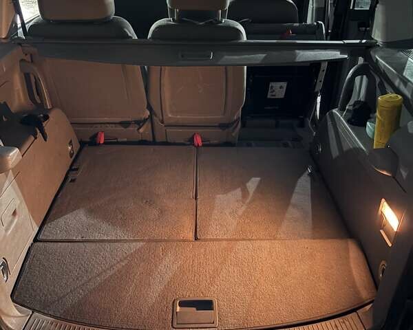 Серый Фольксваген Туран, объемом двигателя 2 л и пробегом 214 тыс. км за 6600 $, фото 43 на Automoto.ua