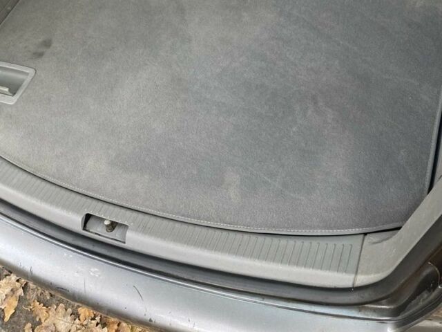 Серый Фольксваген Туран, объемом двигателя 2 л и пробегом 370 тыс. км за 2400 $, фото 9 на Automoto.ua