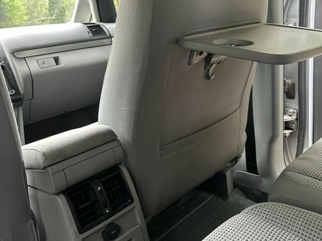 Серый Фольксваген Туран, объемом двигателя 1.6 л и пробегом 2 тыс. км за 6600 $, фото 11 на Automoto.ua