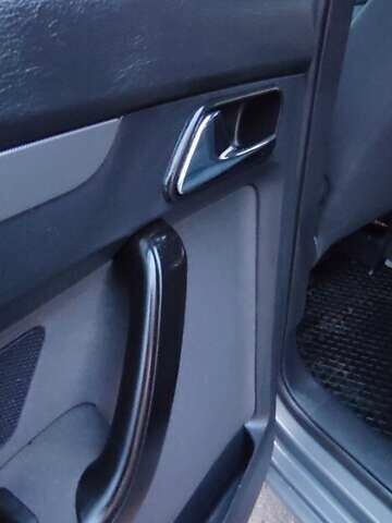 Серый Фольксваген Туран, объемом двигателя 1.9 л и пробегом 254 тыс. км за 5950 $, фото 19 на Automoto.ua