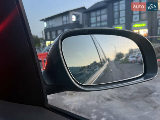 Серый Фольксваген Туран, объемом двигателя 1.9 л и пробегом 295 тыс. км за 5700 $, фото 15 на Automoto.ua