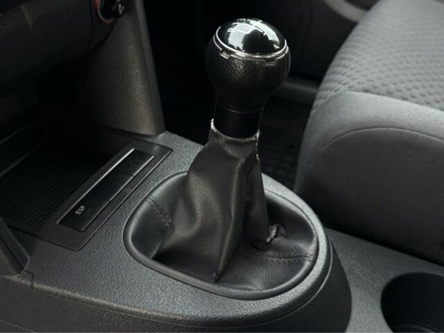 Серый Фольксваген Туран, объемом двигателя 1.6 л и пробегом 223 тыс. км за 6300 $, фото 11 на Automoto.ua