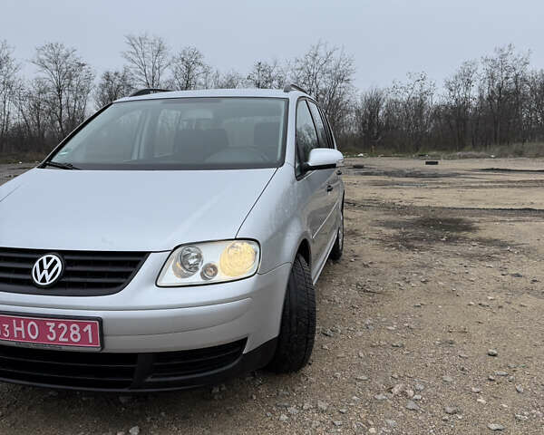 Серый Фольксваген Туран, объемом двигателя 1.6 л и пробегом 213 тыс. км за 6900 $, фото 15 на Automoto.ua