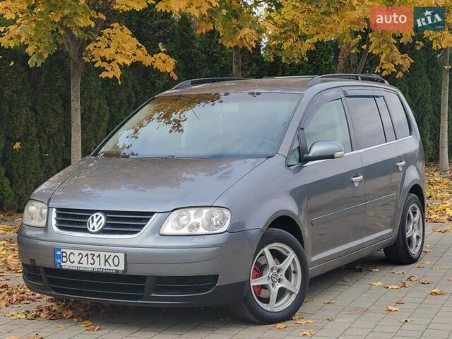 Серый Фольксваген Туран, объемом двигателя 2 л и пробегом 330 тыс. км за 5300 $, фото 8 на Automoto.ua