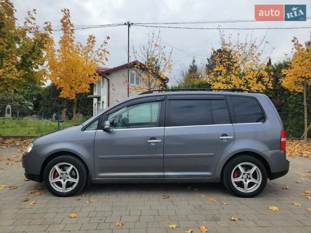 Серый Фольксваген Туран, объемом двигателя 2 л и пробегом 330 тыс. км за 5300 $, фото 26 на Automoto.ua