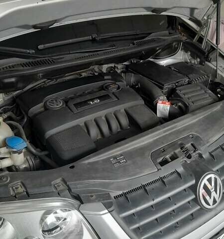 Серый Фольксваген Туран, объемом двигателя 1.6 л и пробегом 225 тыс. км за 5999 $, фото 24 на Automoto.ua