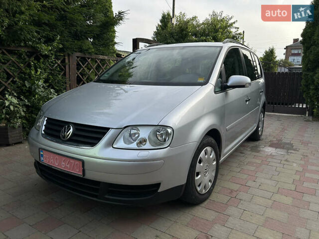 Серый Фольксваген Туран, объемом двигателя 1.6 л и пробегом 230 тыс. км за 5790 $, фото 6 на Automoto.ua