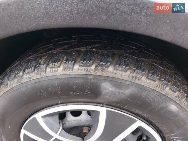 Серый Фольксваген Туран, объемом двигателя 1.97 л и пробегом 320 тыс. км за 6200 $, фото 30 на Automoto.ua