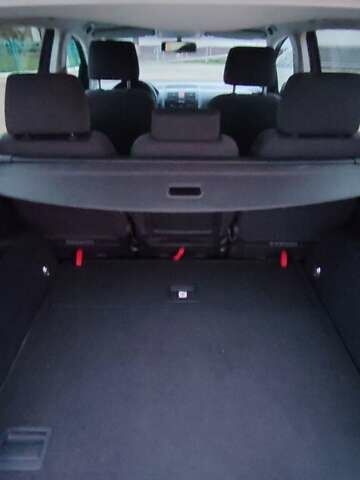 Серый Фольксваген Туран, объемом двигателя 1.9 л и пробегом 254 тыс. км за 5950 $, фото 40 на Automoto.ua