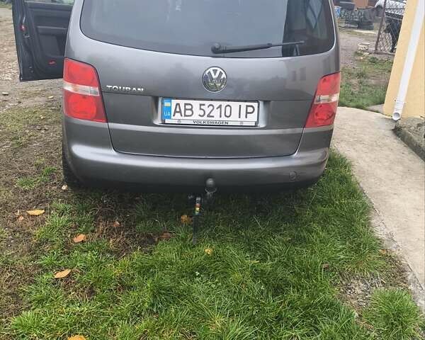 Серый Фольксваген Туран, объемом двигателя 1.6 л и пробегом 250 тыс. км за 6300 $, фото 14 на Automoto.ua