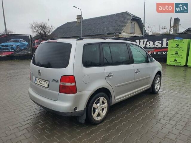 Сірий Фольксваген Туран, об'ємом двигуна 1.6 л та пробігом 270 тис. км за 4700 $, фото 9 на Automoto.ua