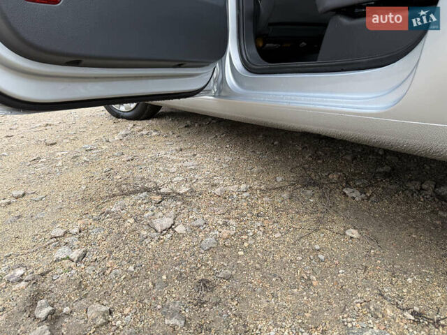 Серый Фольксваген Туран, объемом двигателя 1.6 л и пробегом 213 тыс. км за 6900 $, фото 9 на Automoto.ua