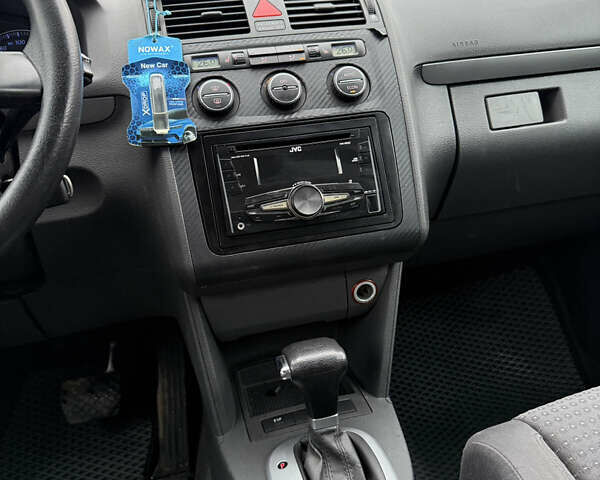 Серый Фольксваген Туран, объемом двигателя 1.6 л и пробегом 192 тыс. км за 5950 $, фото 9 на Automoto.ua