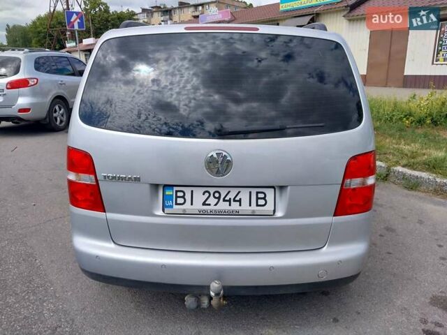 Сірий Фольксваген Туран, об'ємом двигуна 1.6 л та пробігом 219 тис. км за 6699 $, фото 12 на Automoto.ua