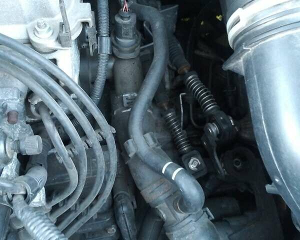 Серый Фольксваген Туран, объемом двигателя 2 л и пробегом 269 тыс. км за 5950 $, фото 3 на Automoto.ua