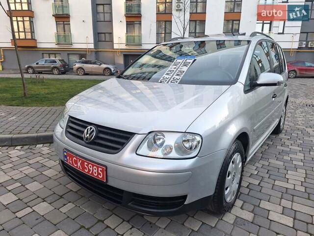 Серый Фольксваген Туран, объемом двигателя 1.6 л и пробегом 214 тыс. км за 6299 $, фото 9 на Automoto.ua