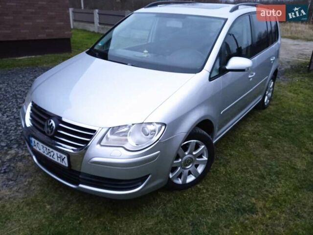 Сірий Фольксваген Туран, об'ємом двигуна 1.39 л та пробігом 243 тис. км за 5350 $, фото 10 на Automoto.ua
