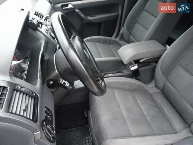 Сірий Фольксваген Туран, об'ємом двигуна 1.39 л та пробігом 243 тис. км за 5350 $, фото 45 на Automoto.ua