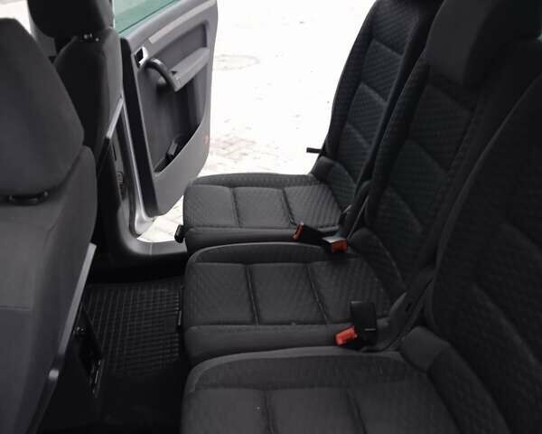 Сірий Фольксваген Туран, об'ємом двигуна 1.39 л та пробігом 243 тис. км за 5350 $, фото 57 на Automoto.ua