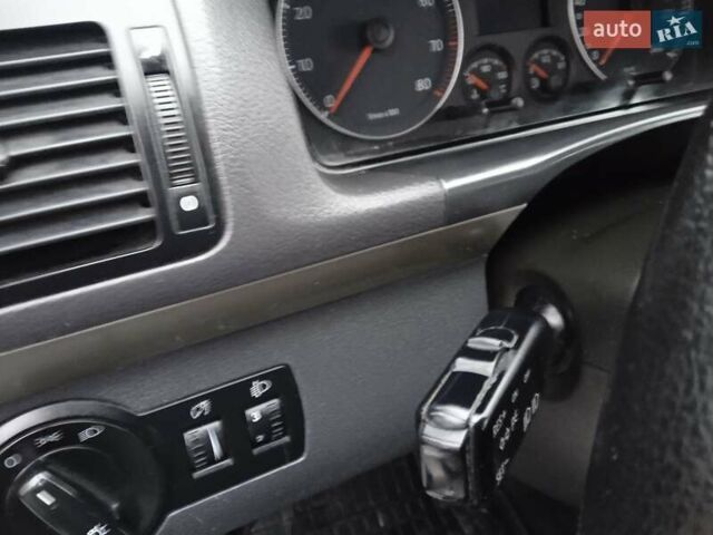 Сірий Фольксваген Туран, об'ємом двигуна 1.39 л та пробігом 243 тис. км за 5350 $, фото 55 на Automoto.ua