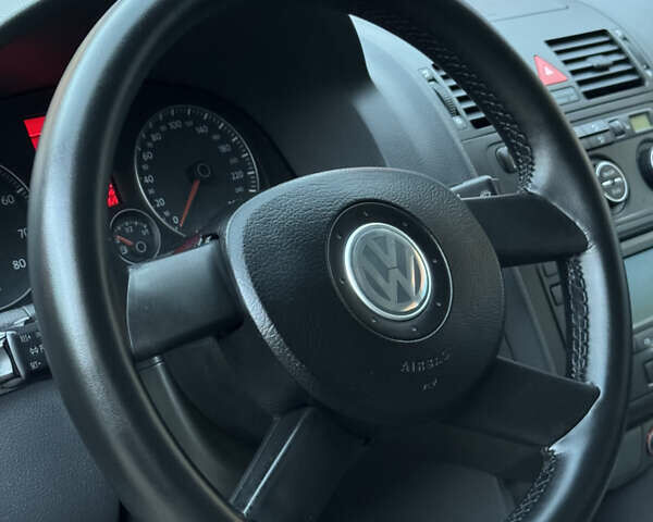 Сірий Фольксваген Туран, об'ємом двигуна 1.6 л та пробігом 219 тис. км за 6699 $, фото 29 на Automoto.ua