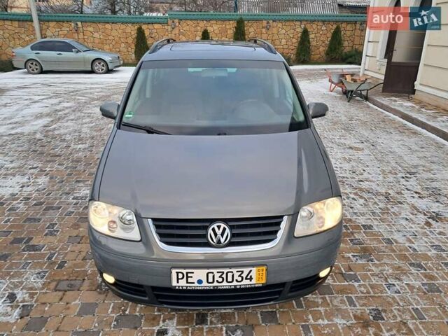 Серый Фольксваген Туран, объемом двигателя 2 л и пробегом 230 тыс. км за 6400 $, фото 34 на Automoto.ua