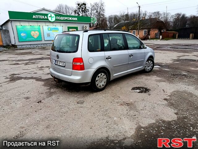 Сірий Фольксваген Туран, об'ємом двигуна 1.9 л та пробігом 340 тис. км за 2700 $, фото 2 на Automoto.ua