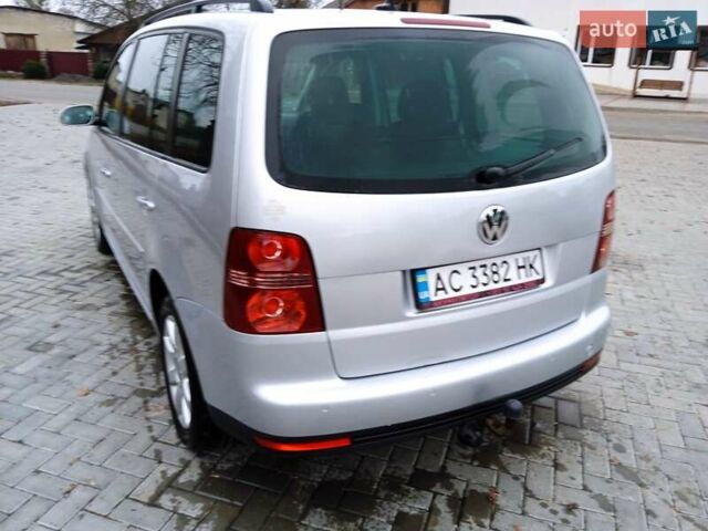 Сірий Фольксваген Туран, об'ємом двигуна 1.39 л та пробігом 243 тис. км за 5350 $, фото 21 на Automoto.ua