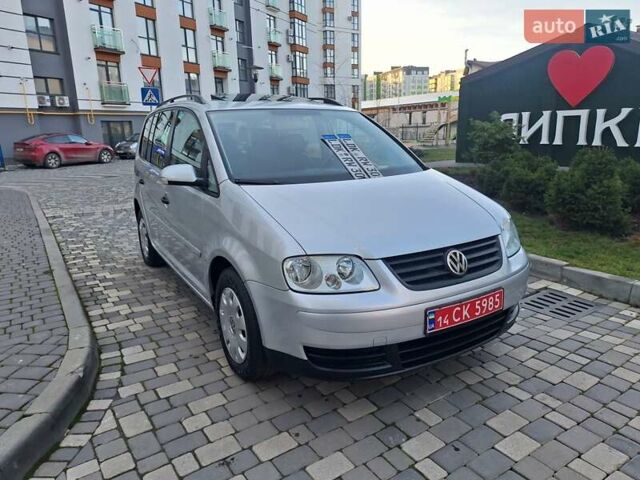Серый Фольксваген Туран, объемом двигателя 1.6 л и пробегом 214 тыс. км за 6299 $, фото 14 на Automoto.ua