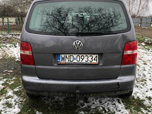 Сірий Фольксваген Туран, об'ємом двигуна 2 л та пробігом 500 тис. км за 2800 $, фото 2 на Automoto.ua