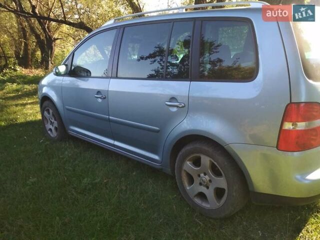 Серый Фольксваген Туран, объемом двигателя 1.39 л и пробегом 200 тыс. км за 5500 $, фото 7 на Automoto.ua