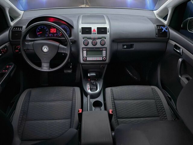Сірий Фольксваген Туран, об'ємом двигуна 1.4 л та пробігом 211 тис. км за 6799 $, фото 10 на Automoto.ua