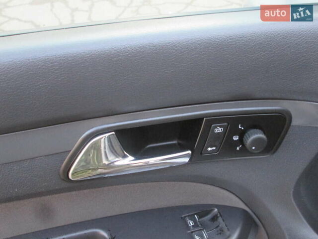 Серый Фольксваген Туран, объемом двигателя 1.6 л и пробегом 230 тыс. км за 6500 $, фото 7 на Automoto.ua