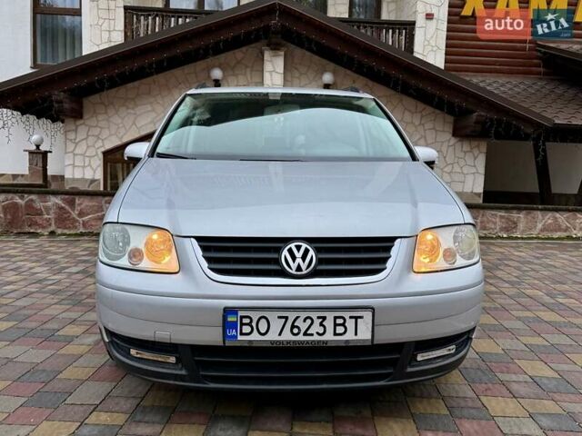 Сірий Фольксваген Туран, об'ємом двигуна 1.9 л та пробігом 264 тис. км за 5400 $, фото 15 на Automoto.ua