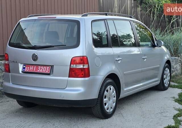 Серый Фольксваген Туран, объемом двигателя 1.6 л и пробегом 270 тыс. км за 6499 $, фото 15 на Automoto.ua